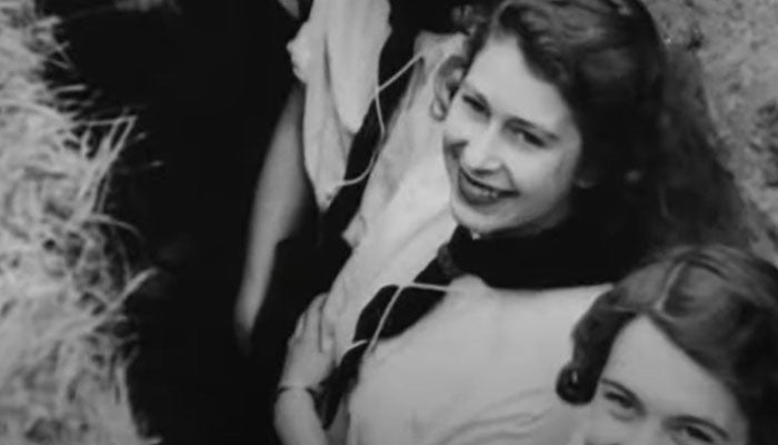 Girlguiding: The Queen’s Guide Award