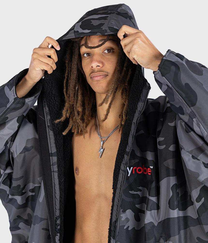 Dryrobe Advance Long Sleeve Black Camouflage - RECYCLED