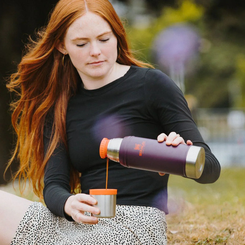 Stanley Legendary Classic Bottle 0.75L Plum