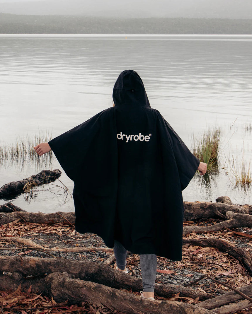 Dryrobe One Size Rainproof Poncho - Blaxk