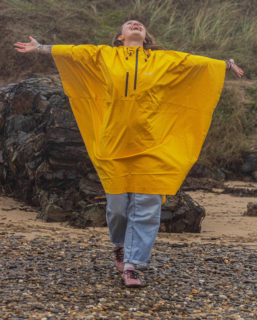 Dryrobe One Size Rainproof Poncho - Yellow